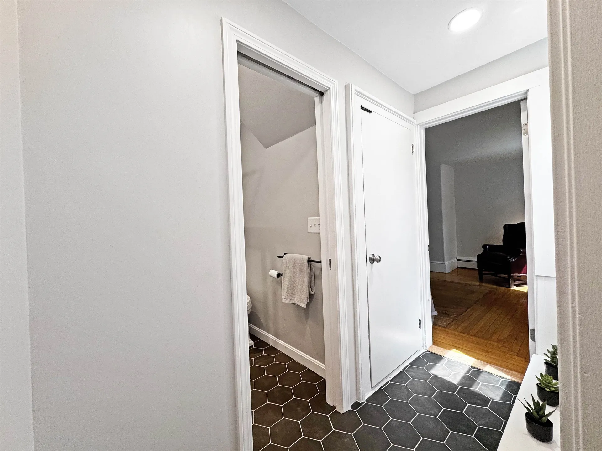 23 Exeter Road Newmarket NH 03857