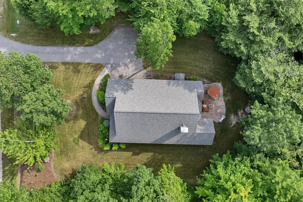 62 Ambrose Way Wolfeboro NH 03894