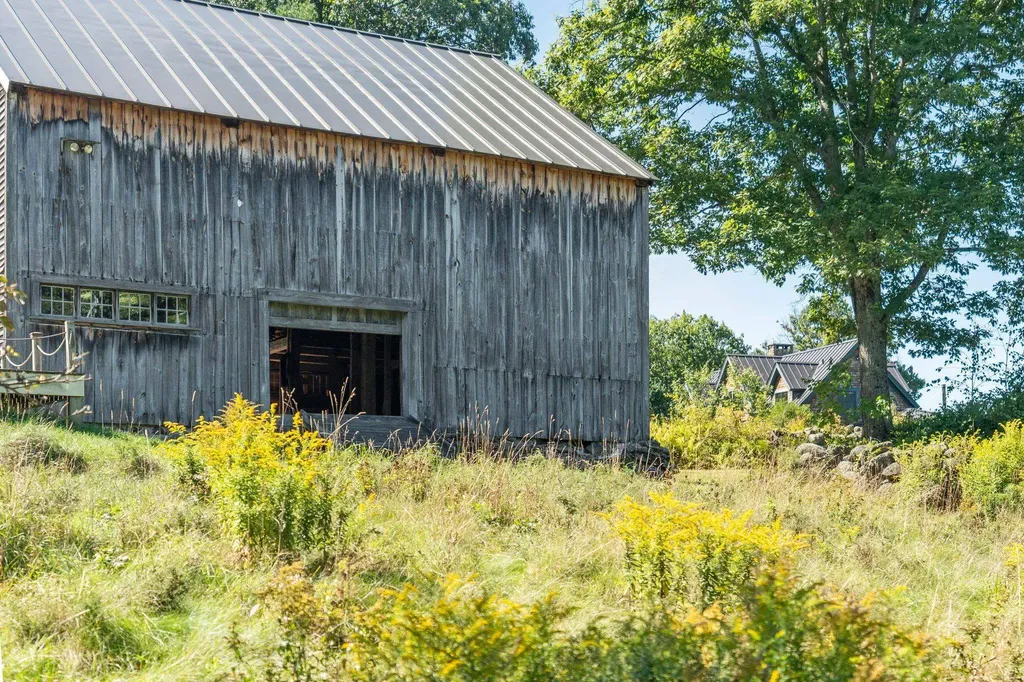 338 East Washington Road Bradford NH 03221