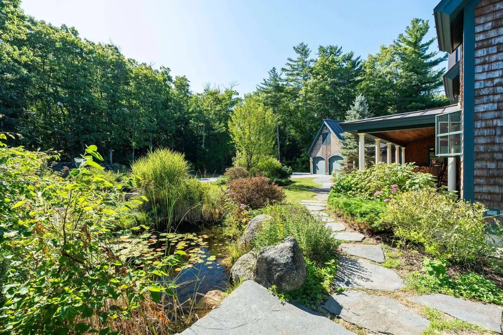 338 East Washington Road Bradford NH 03221