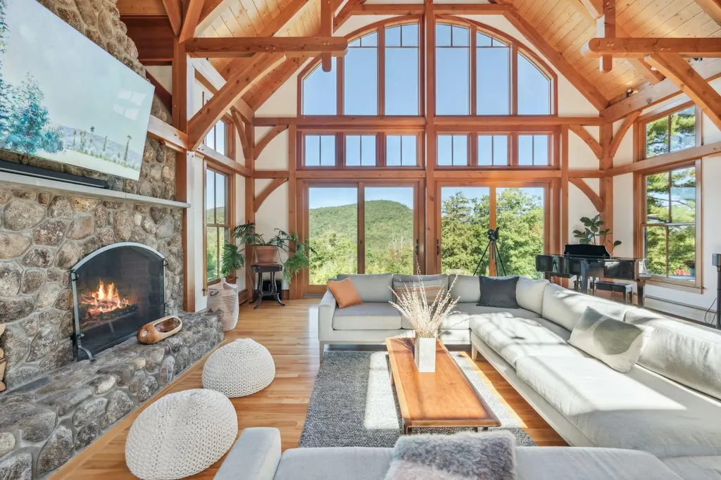 338 East Washington Road Bradford NH 03221