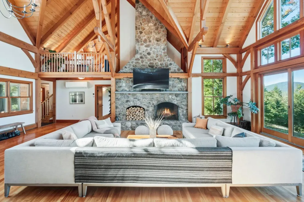 338 East Washington Road Bradford NH 03221