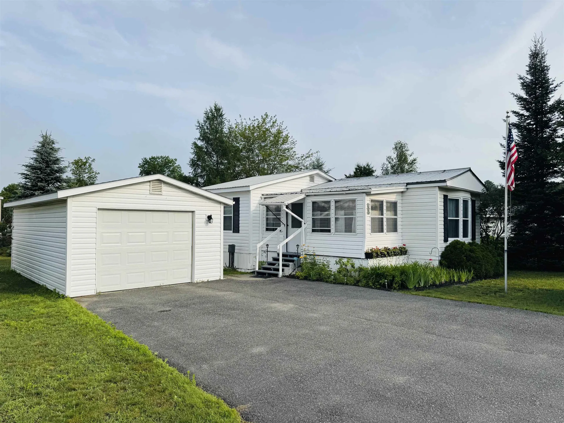 223 Redwood Drive Hyde Park VT 05655