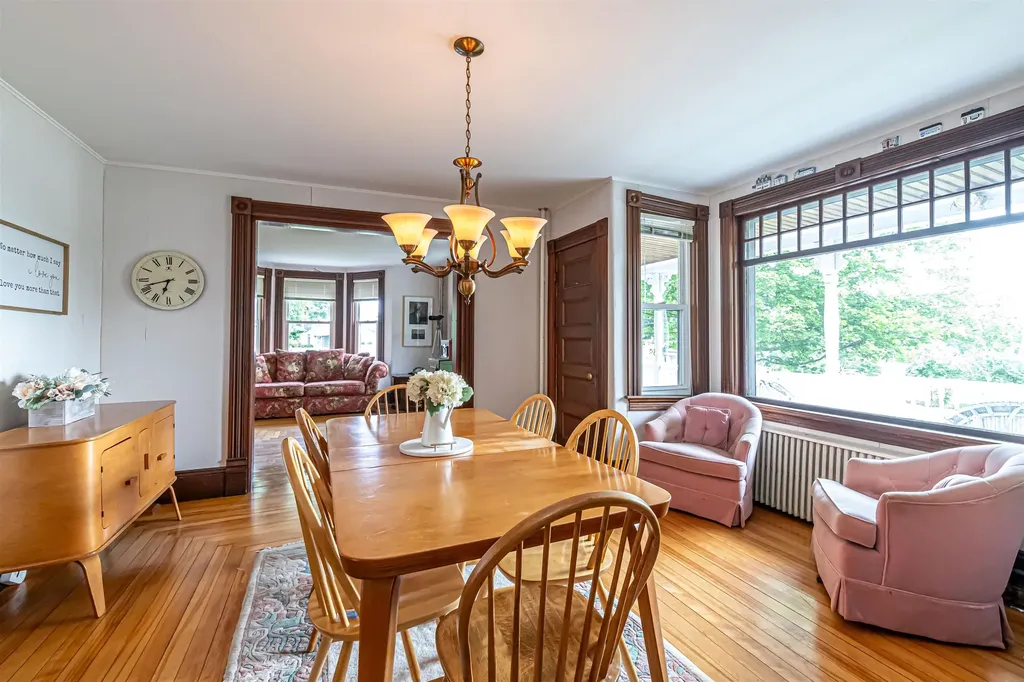 2 Pleasant Street Wolfeboro NH 03894