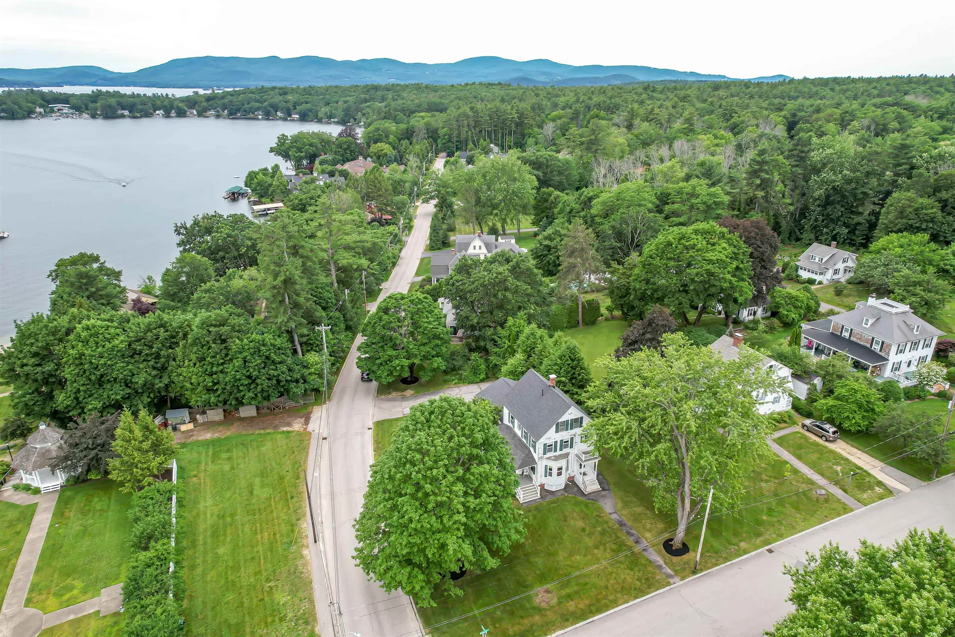 2 Pleasant Street Wolfeboro NH 03894