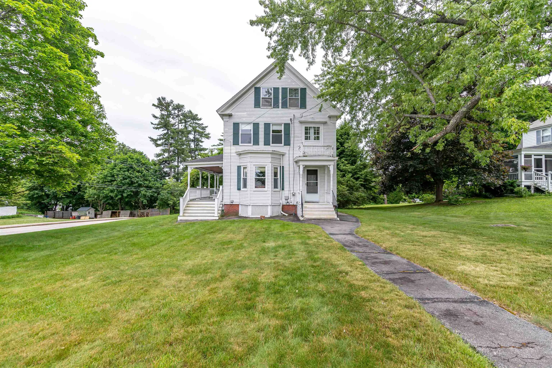 2 Pleasant Street Wolfeboro NH 03894