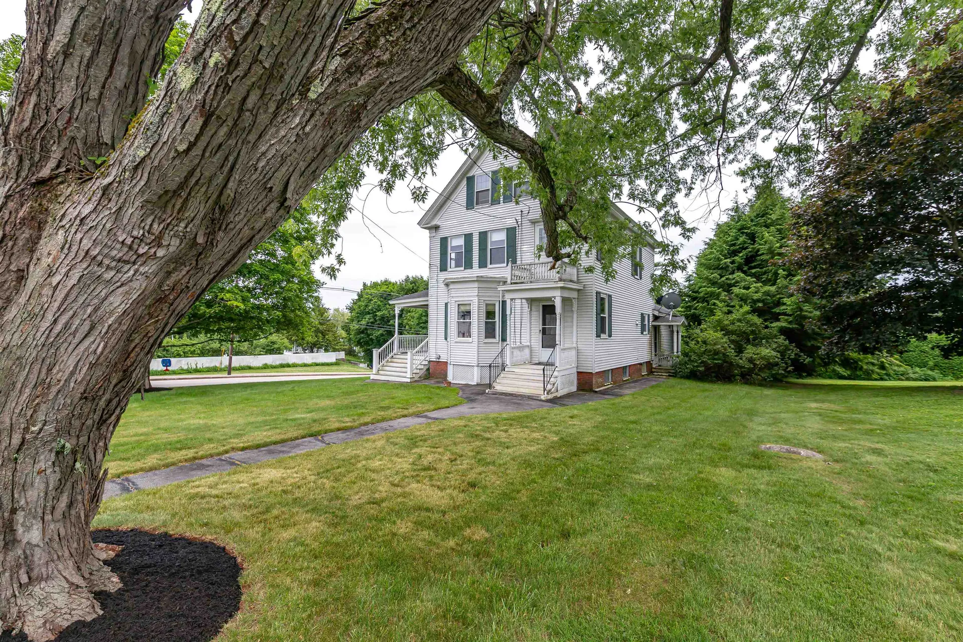 2 Pleasant Street Wolfeboro NH 03894