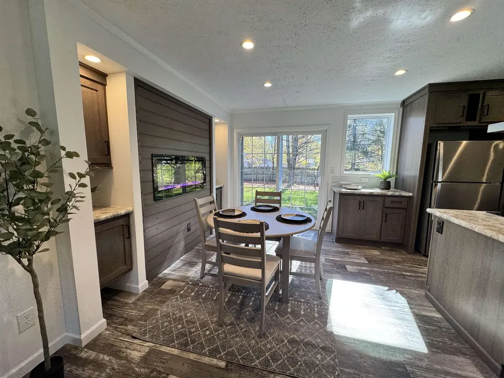 6 Rockwood Street Hartland VT 05052