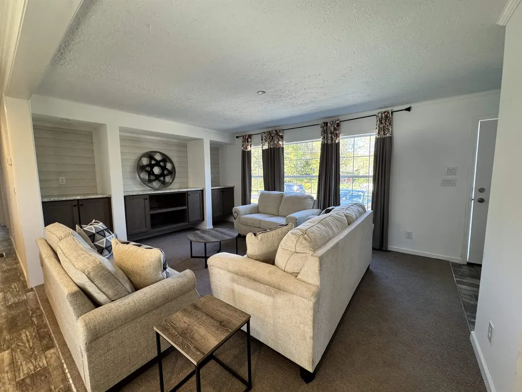 6 Rockwood Street Hartland VT 05052