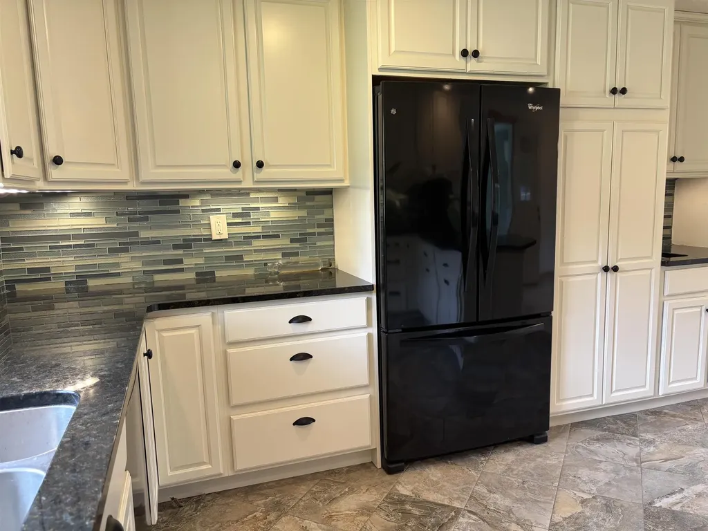 20 Merrill Road Campton NH 03223