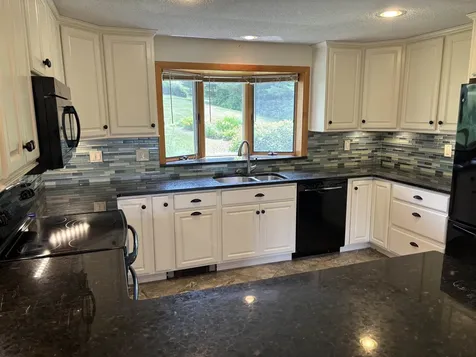 20 Merrill Road Campton NH 03223