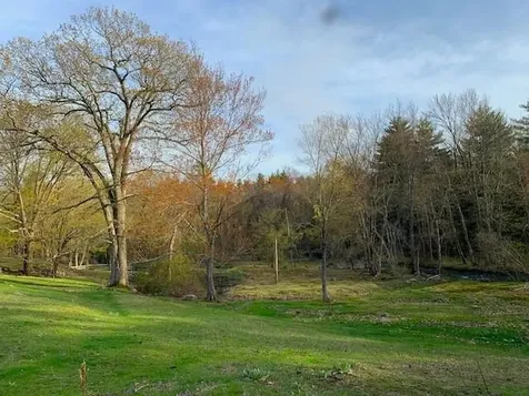 1747 River Road Weare NH 03281