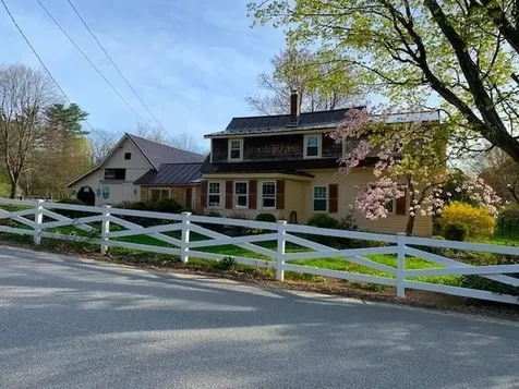 1747 River Road Weare NH 03281
