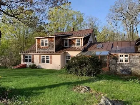 1747 River Road Weare NH 03281