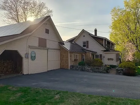 1747 River Road Weare NH 03281
