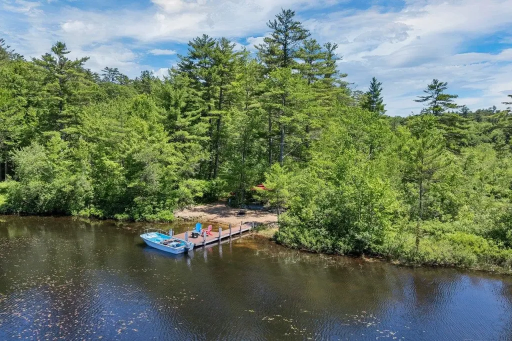 9 Lakewood Drive Gilmanton NH 03837