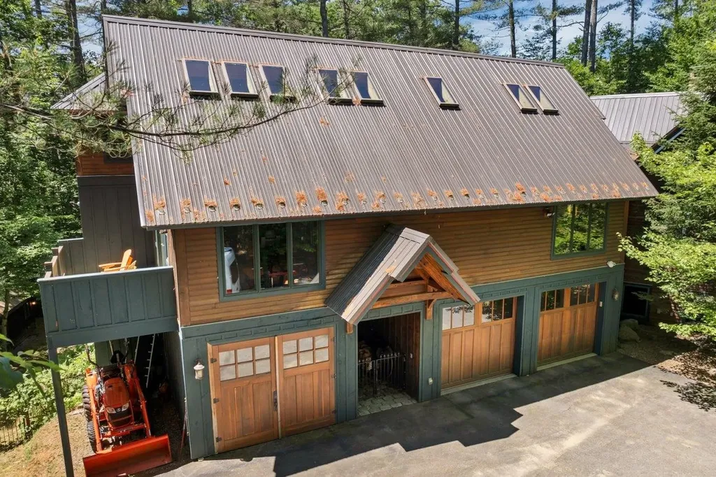 9 Lakewood Drive Gilmanton NH 03837