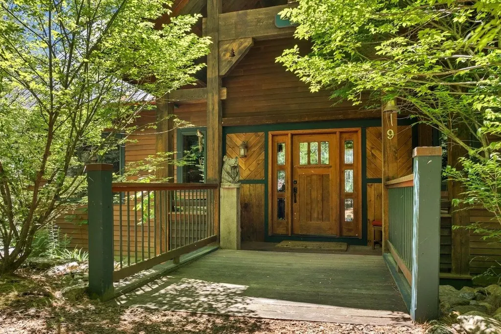 9 Lakewood Drive Gilmanton NH 03837