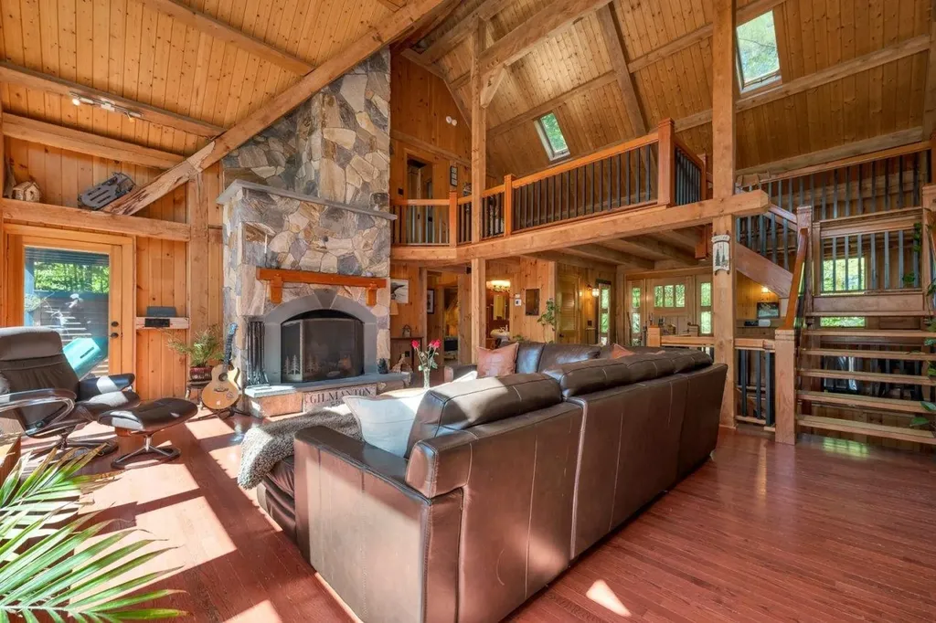 9 Lakewood Drive Gilmanton NH 03837