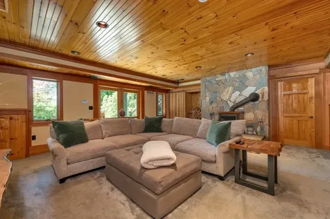 9 Lakewood Drive Gilmanton NH 03837