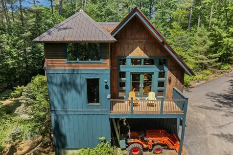 9 Lakewood Drive Gilmanton NH 03837