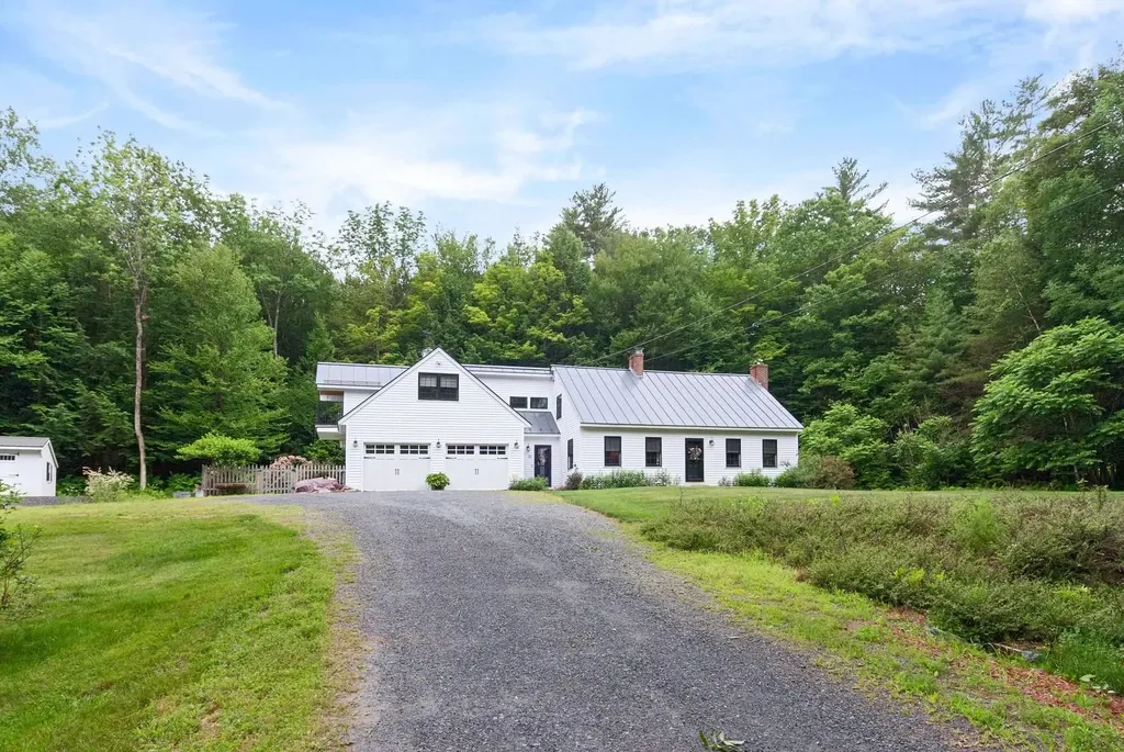 37 Kenyon Road Plainfield NH 03781