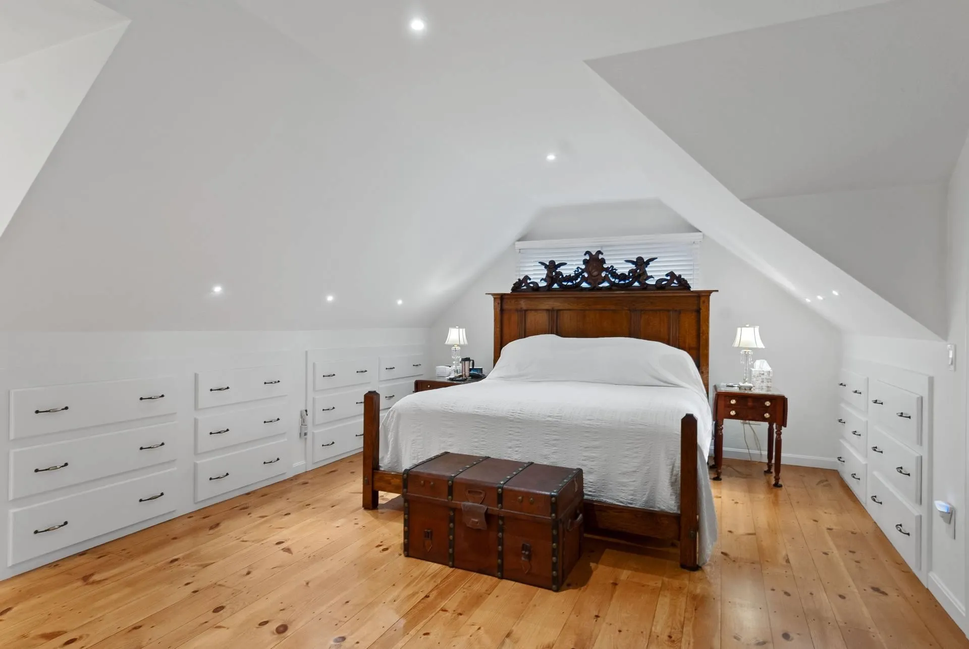 37 Kenyon Road Plainfield NH 03781