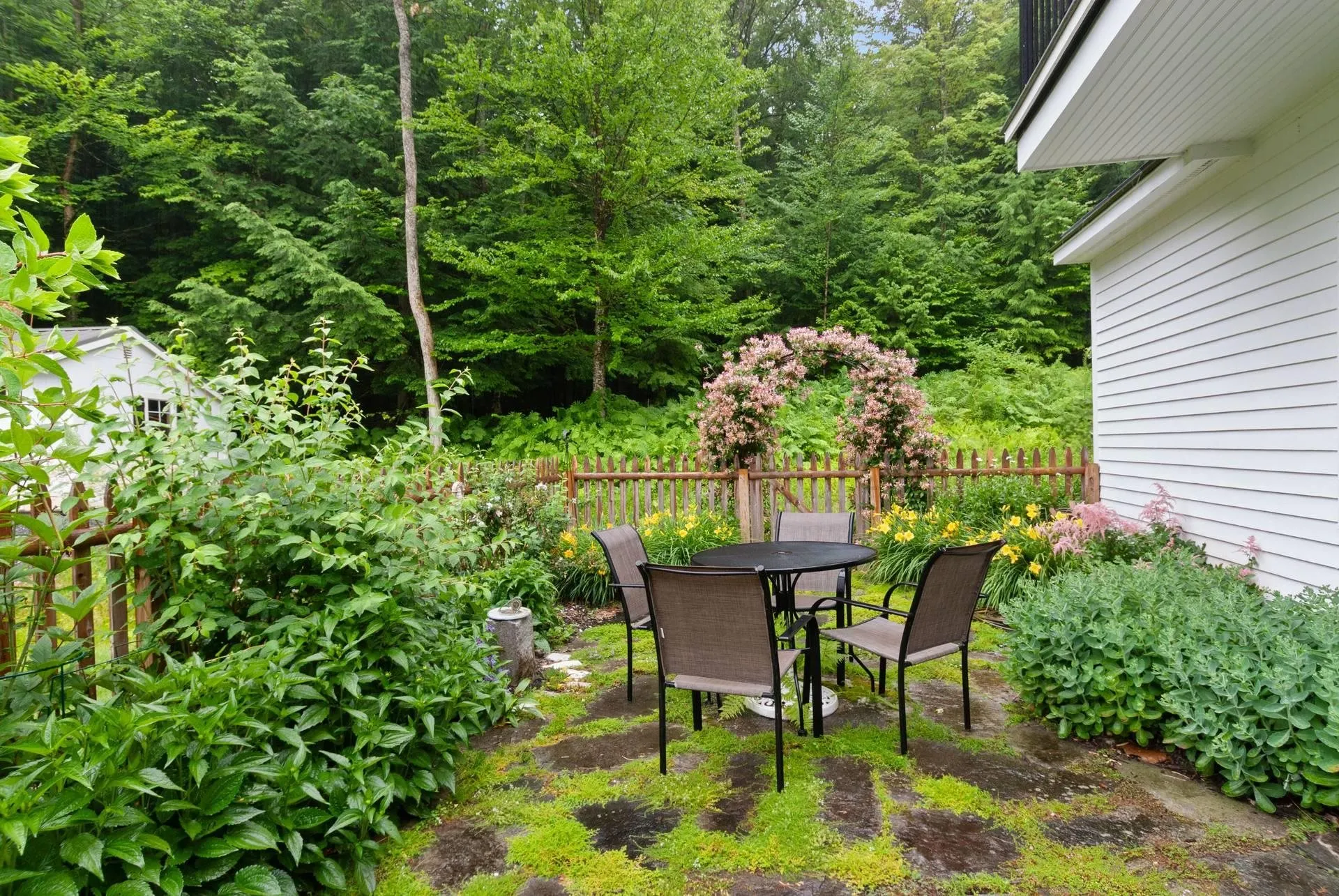 37 Kenyon Road Plainfield NH 03781