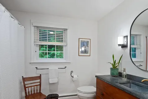 37 Kenyon Road Plainfield NH 03781