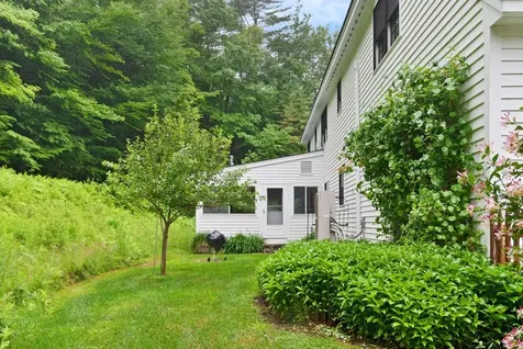 37 Kenyon Road Plainfield NH 03781