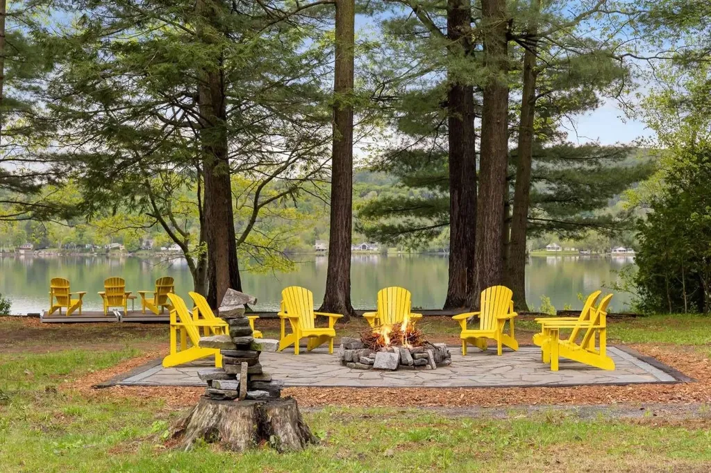 78 Camp Elizabeth Way Newport City VT 05855
