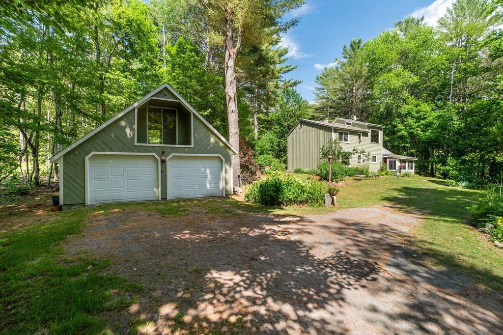 1748 Cemetery Street Brookfield VT 05036