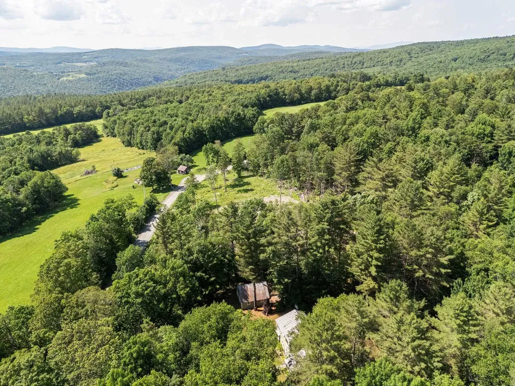 1748 Cemetery Street Brookfield VT 05036