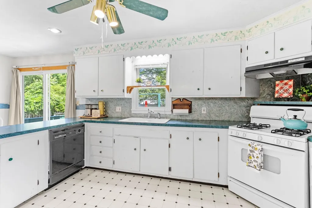 226 Front Street Exeter NH 03833