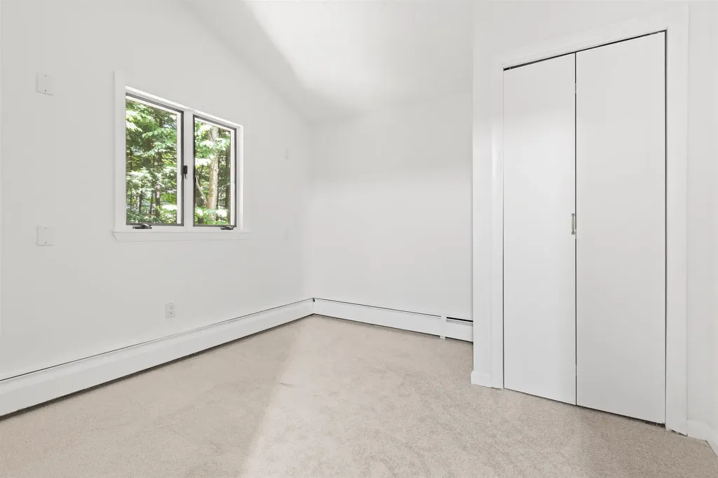 110 Tamarack Road Thornton NH 03285