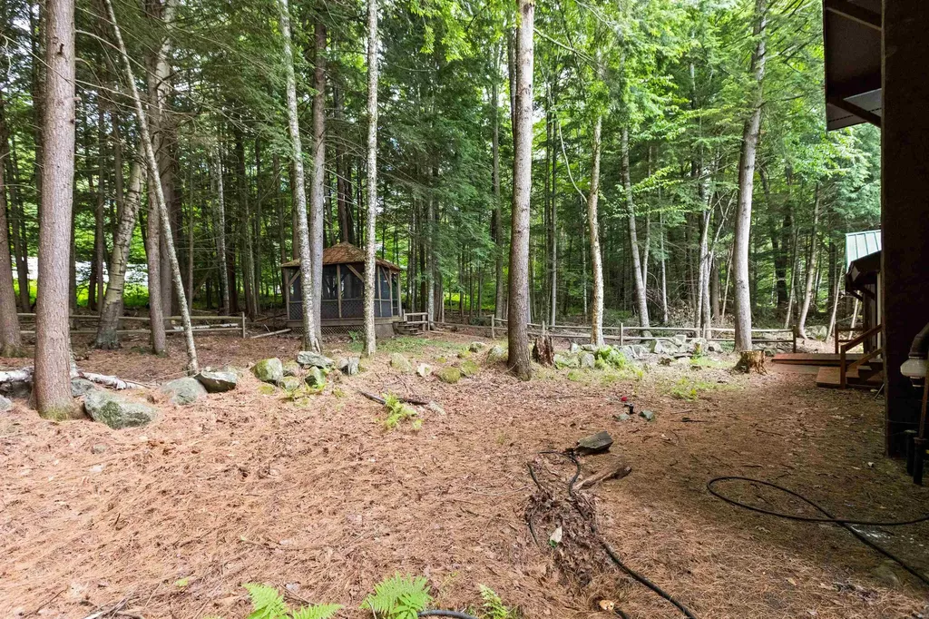 110 Tamarack Road Thornton NH 03285