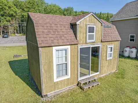 221 Beach Road Pittsburg NH 03592