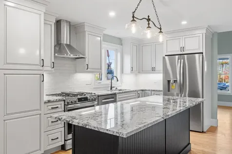 24 Gypsum Lane Chester NH 03036