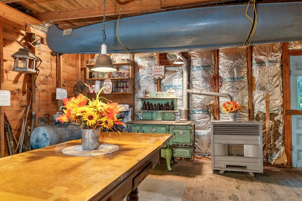 19 Sherwood Forest Drive Canterbury NH 03224