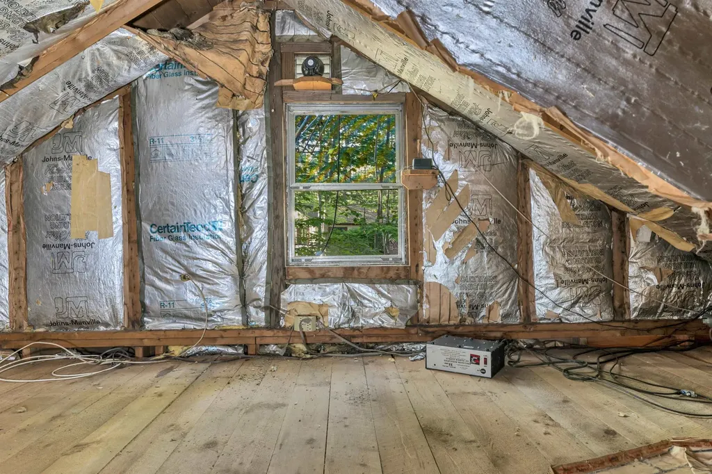 19 Sherwood Forest Drive Canterbury NH 03224