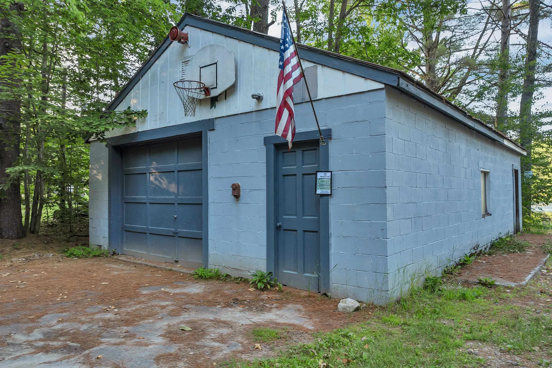 19 Sherwood Forest Drive Canterbury NH 03224