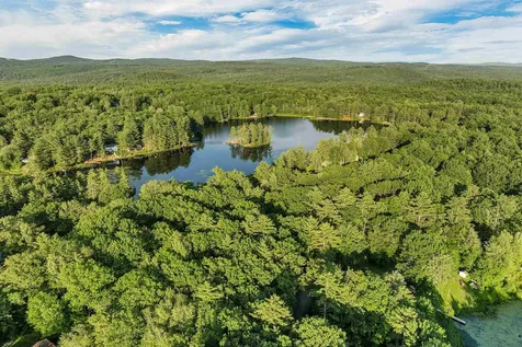 19 Sherwood Forest Drive Canterbury NH 03224