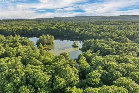 19 Sherwood Forest Drive Canterbury NH 03224