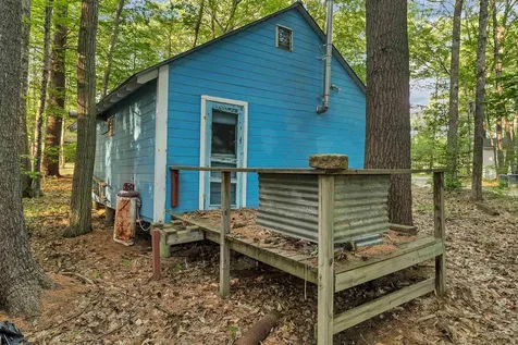 19 Sherwood Forest Drive Canterbury NH 03224