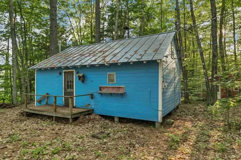 19 Sherwood Forest Drive Canterbury NH 03224