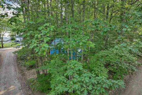 19 Sherwood Forest Drive Canterbury NH 03224