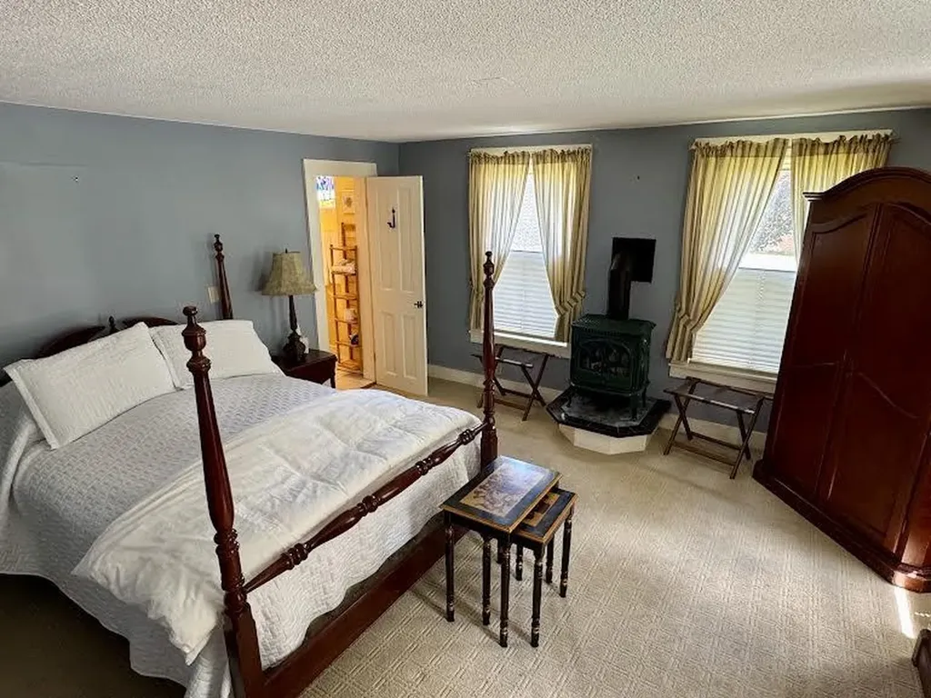 3708 Vt Route 30 Jamaica VT 05343