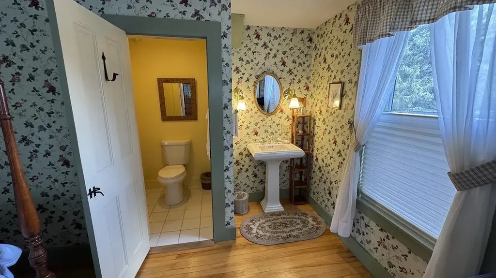 3708 Vt Route 30 Jamaica VT 05343