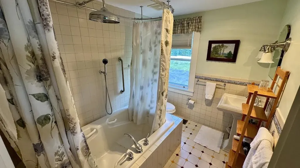 3708 Vt Route 30 Jamaica VT 05343
