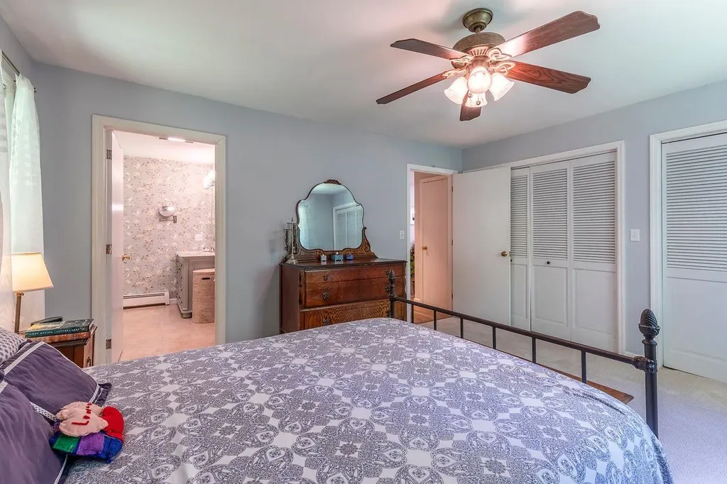 22 Bromley Forest Road Winhall VT 05340